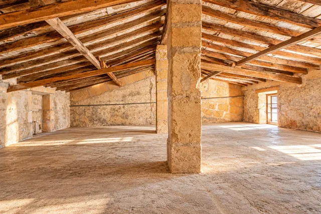 Casa señorial de 300 m2 para reforma integral en el centro de Porreres — 30