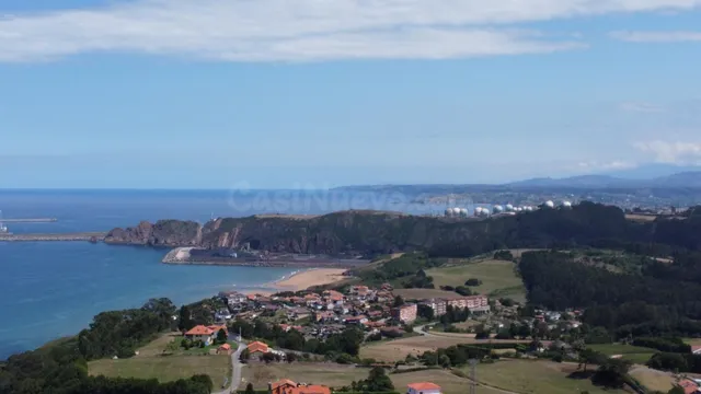 PARCELA EDIFICABLE DE 1.273 m2 EN CARREÑO, ASTURIAS - foto 4