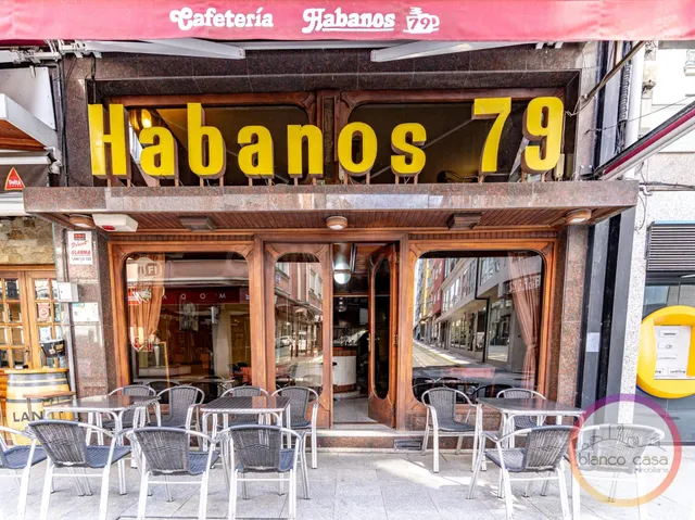 ¡BAR EN PLENO CENTRO DE CARBALLO POR 229.000€!