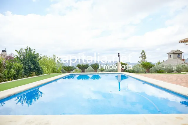 Exclusivo Chalet a la venta en Ontinyent — 7