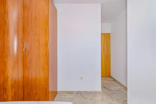 PISO DE 2 DORMITORIOS y 2 BAÑO, CON GARAJE Y TRASTERO — 12