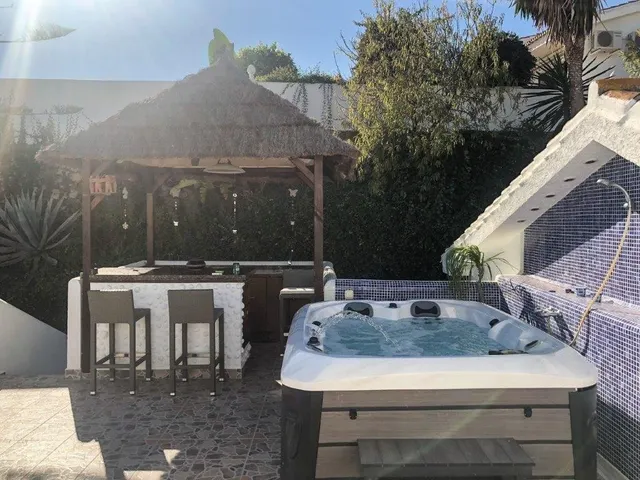 Villa reformada en zona baja de Torremuelle, Benalmádena — 14