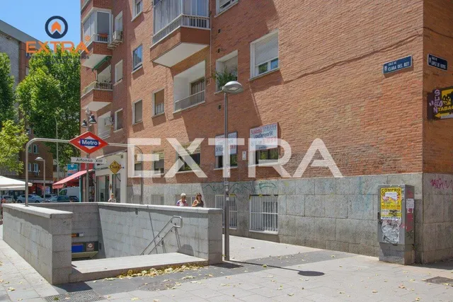 IDEAL INVERSION ! Loft con rentabilidad del 6% en Prosperidad — 13