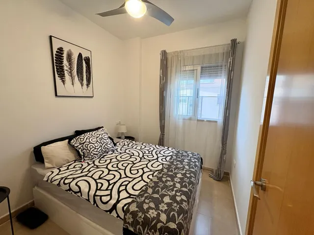 Apartamento luminoso y espacioso en la acogedora Formentera. Cerca de colegios y comercios, a 10 min a pie de Benijófar, a 3,5 km del La Marquesa Golf, y a solo 11 km de las playas de Guardamar. — 15