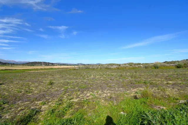 Finca rústica con posibilidad de construir una vivienda en M - foto 4