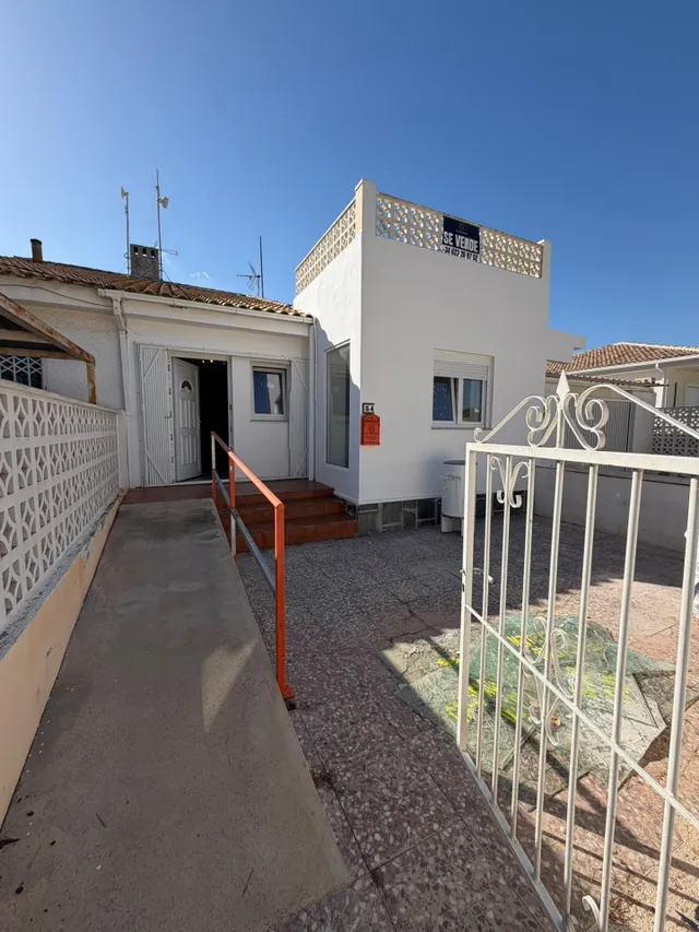 Planta baja con jardín, solárium y posibilidad de piscina en Pinar de Campoverde — 7