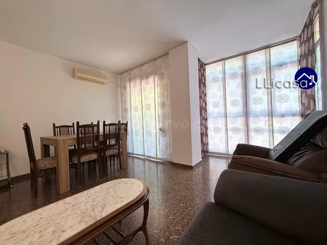VENTA DE PISO ¡Oportunidad única en el corazón de La Eliana! - foto 2