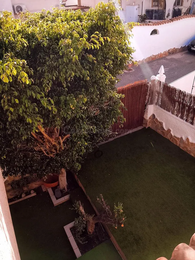 Casa en Benimar con gran jardín, solárium privado y amplios espacios exteriores — 6