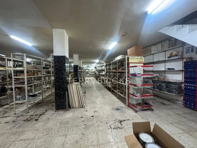 Se ofrece en venta un magnífico terreno urbano consolidado,  - foto 3