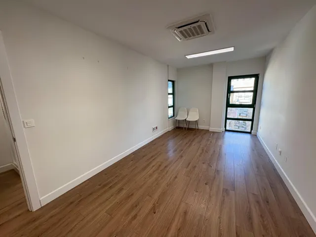 OFICINA NUEVA EN PLENO CENTRO DE PONFERRADA — 6