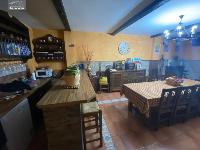 Grupo la Noria VENDE ADOSADO Amueblado y Equipado. Zona Barrio IMAGINALIA — 4