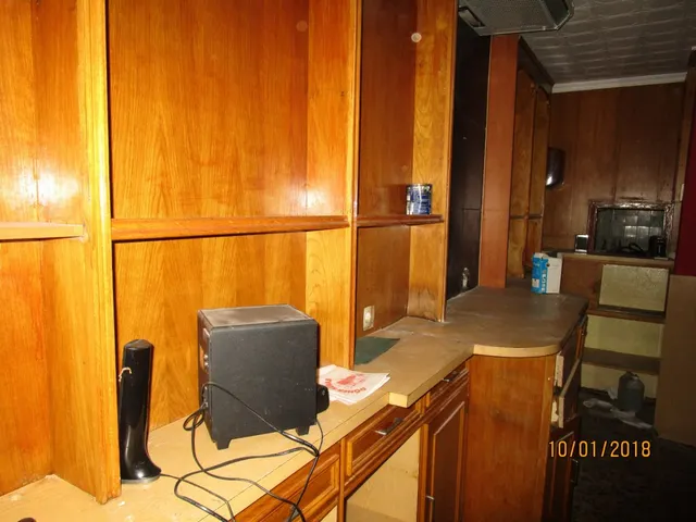 Urbis te ofrece un local comercial en la zona de la Estación, Salamanca. — 8