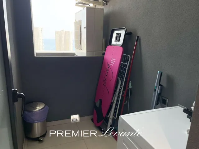 ESPECTACULAR PISO EN BENIDORM — 24