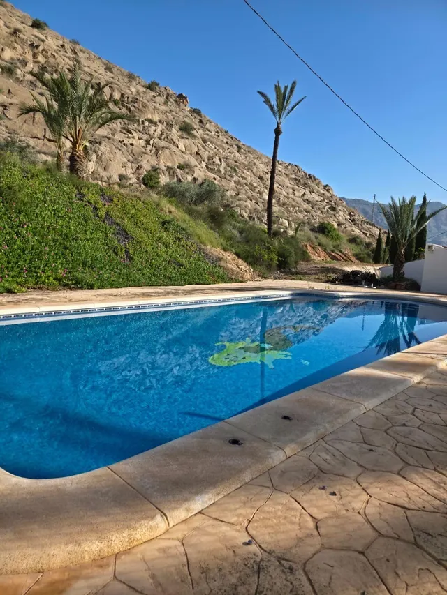 Casa con Piscina Privada y Amplias Posibilidades de Ampliación en Orihuela — 38