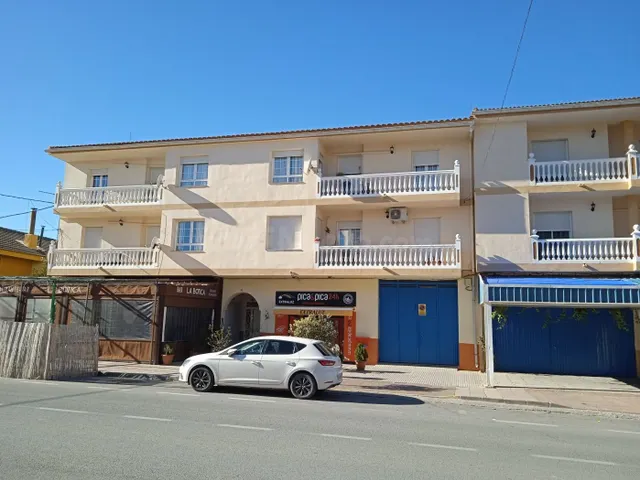 apartamento en calle principal en Cuevas del Campo - foto 2