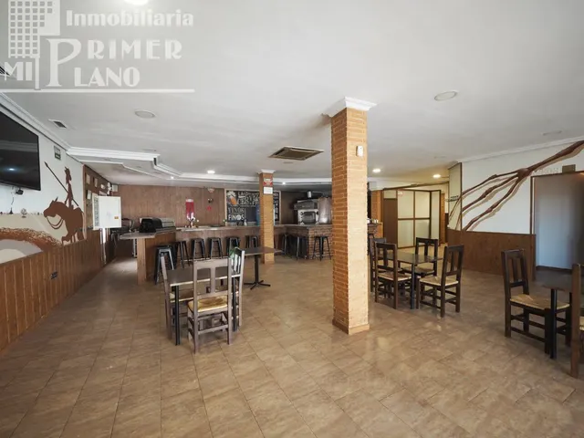 COMPLEJO HOSTELERO EN VENTA, EN LA SOLANA — 6
