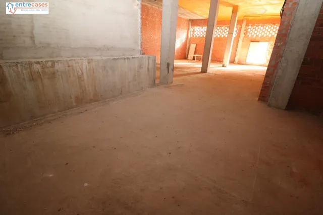 Local diáfano en Sagunto (zona Mercadona) — 5