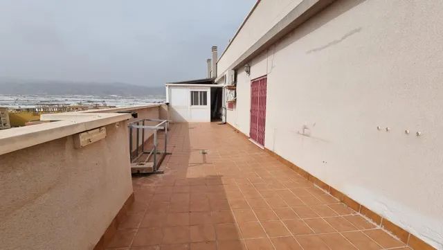 Espectacular Ático en el Corazón de Roquetas de Mar por €143,000 — 22