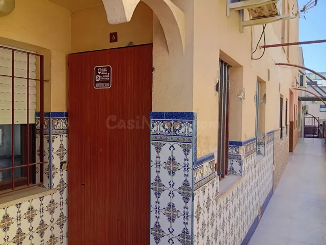 Se vende Piso en la localidad de Almería