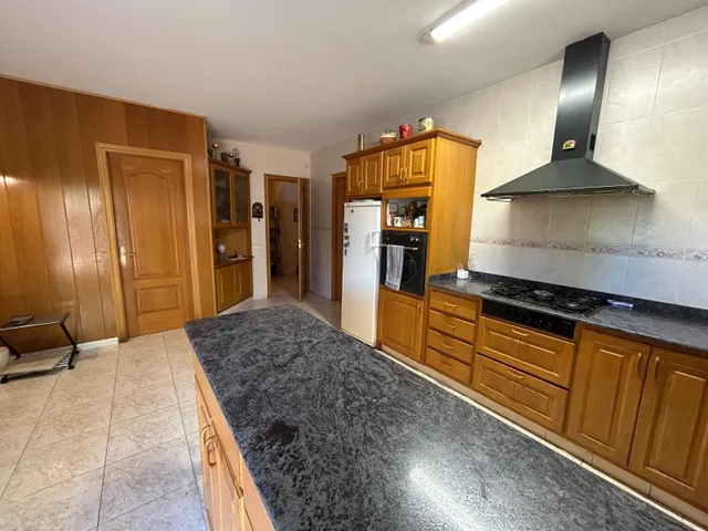 Magnifica casa con terreno en privilegiada urbanización — 11
