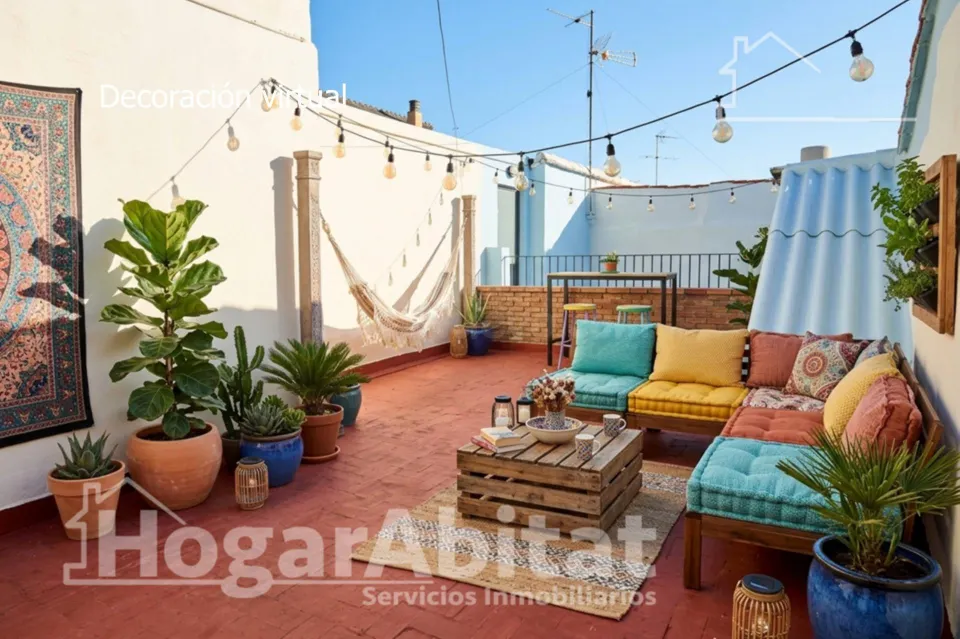 Diseña a tu gusto esta casa a reformar con gran terraza solárium