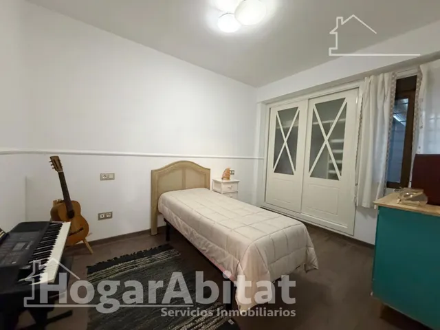Reformado con patio cerca de la playa — 16