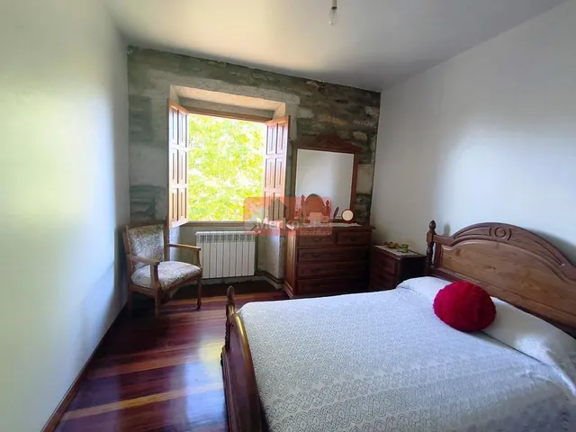 Casa de piedra gallega en venta en Begonte: espacio, encanto y tranquilidad — 37