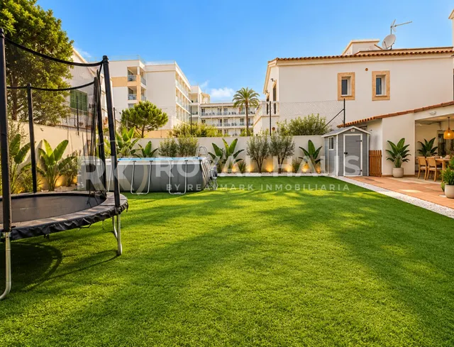 CASA CON 300m DE TERRAZA CERCA DEL MAR — 16
