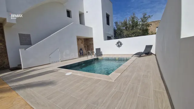 Empuriabrava | Apartamento con jardín, piscina privada y sol - foto 4
