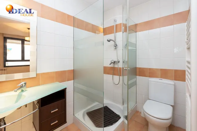 Casa exclusiva junto a Acera del Darro. Pleno centro de Granada. Seminueva y con ascensor propio — 33
