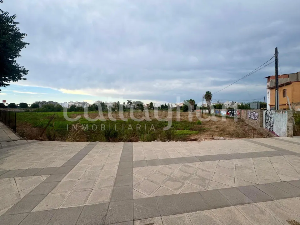 Terreno de 15.751 m2 en Burriana junto a polo comercial
