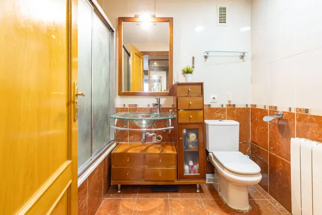 VIVIENDA CON PISCINA, PLAZA DE GARAJE Y TRASTERO — 36