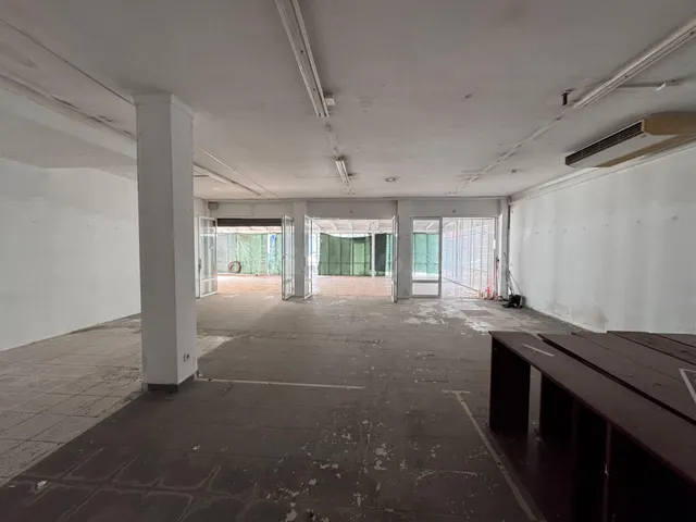 Amplio local en venta en Alcúdia – múltiples posibilidades e