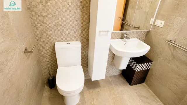 APARTAMENTO CON TERRAZA EN EL CORAZÓN DE EL CAMPELLO, JUNTO AL MAR — 15