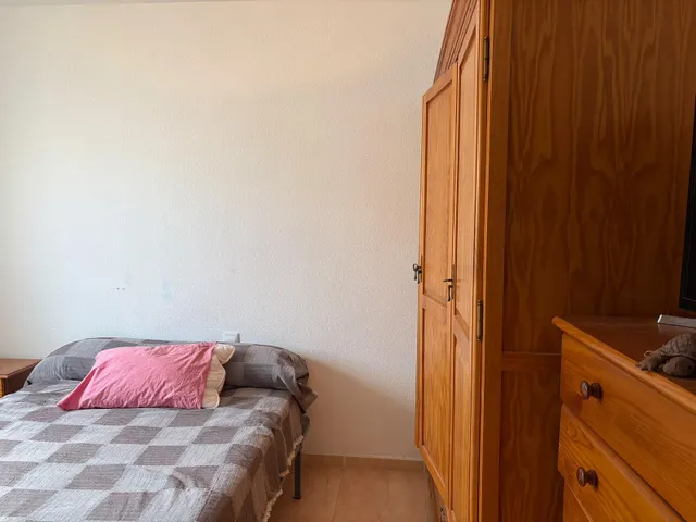 DÚPLEX ADOSADO EN SAN ISIDRO – 4 DORMITORIOS, GARAJE — 24