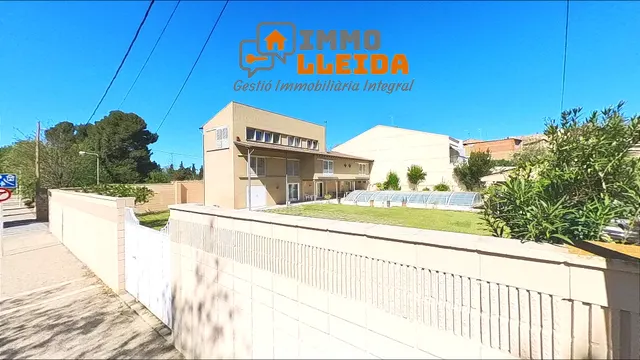 Fabuloso chalet de estilo moderno en Tárrega — 28