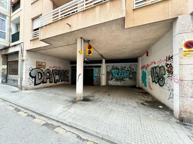 Un lugar seguro para dejar tu amigo de dos ruedas — 3