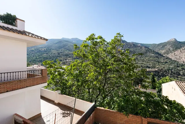 EDIFICIO en Güejar Sierra — 20