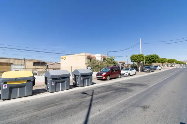 TERRENO URBANO EN RIOJA - foto 2