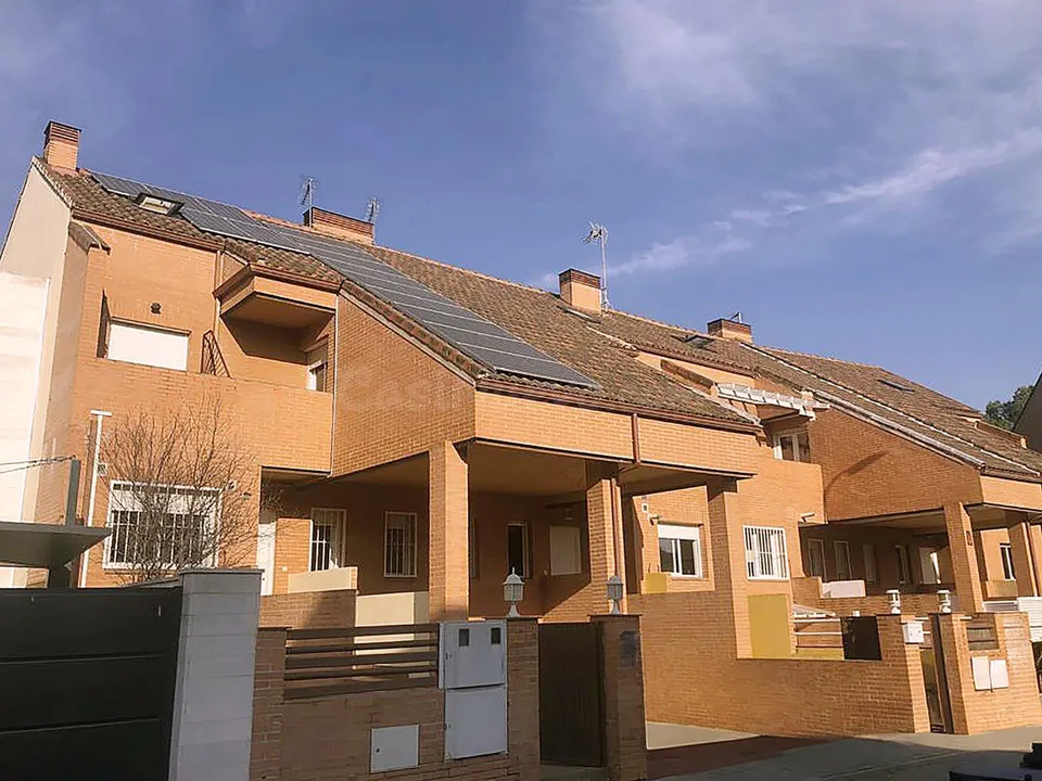 CHICAS ESTUDIANTES, ALQUILER ÚLTIMA HABITACIÓN EN CHALET A COMPARTIR DE VILLANUEVA DE LA CAÑADA