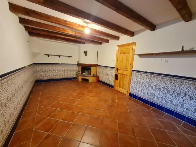 Chalet adosado en alquiler con terraza, piscina y dos plazas de garaje junto al Paseo de Zorrilla — 34