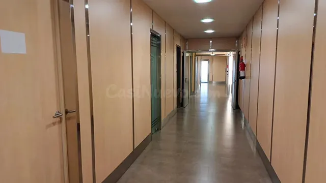 Oficina en venta en calle Llorenç Agusti Claveria - foto 4