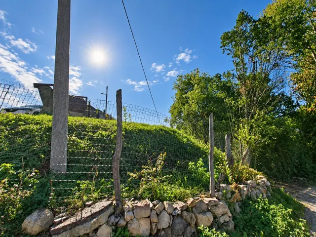 Parcela edificable de 1.710 m2 en caldones: tu futuro hogar en el entorno rural de Gijón — 4