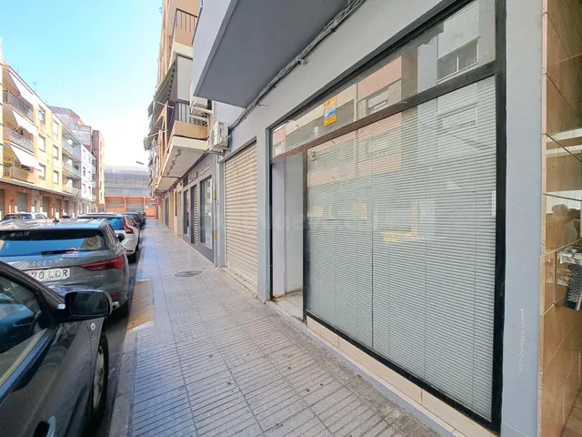 LOCAL COMERCIAL EN VENTA