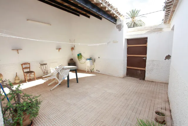 Casa de pueblo 4 habitaciones, planta baja con patio, garaje y gran potencial en La Palma — 44