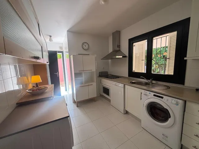 Chalet en Chiclana: amplitud, comodidad y calidad de vida — 21