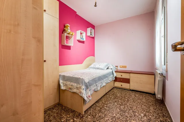 Dúplex  con 3 dormitorios mas buhardilla, 2 baños, balcón, vistas panoramicas. — 13