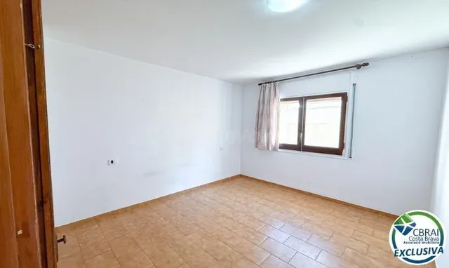 Piso en venta en Roses - foto 5
