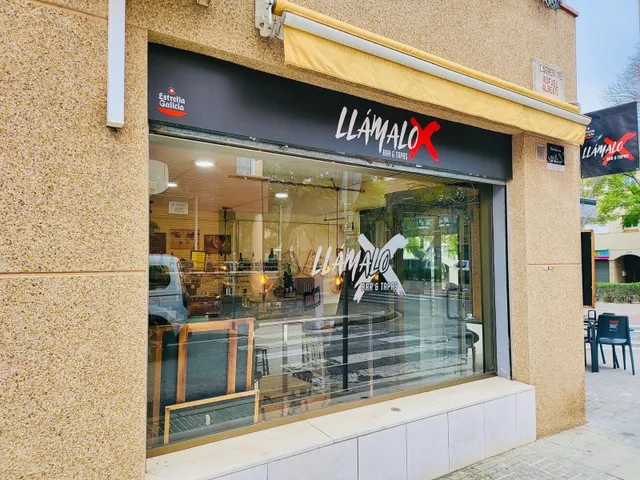 Inversión Estratégica con Rentabilidad Garantizada en el Corazón Comercial de Sant Andreu — 3