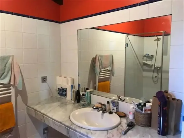 Encanto asturiano: casa con hórreo, cochera y finca edificable en Pando, Langreo — 27